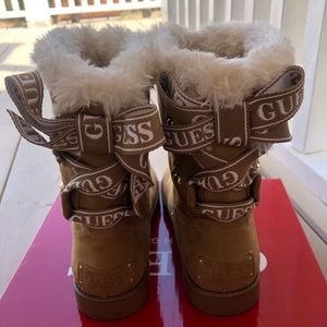 Guess boots 👢 ❄️